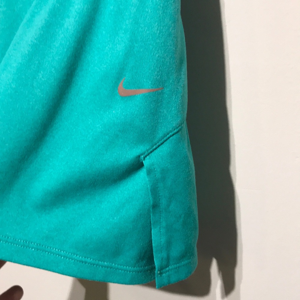 Green Nike Skort Skirt Shorts - Picture 3 of 8